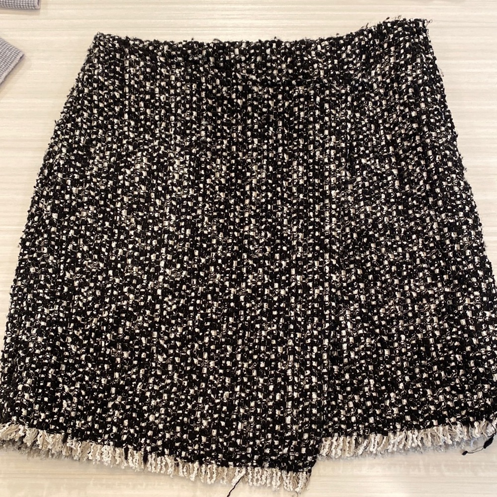 H&M tweed skirt